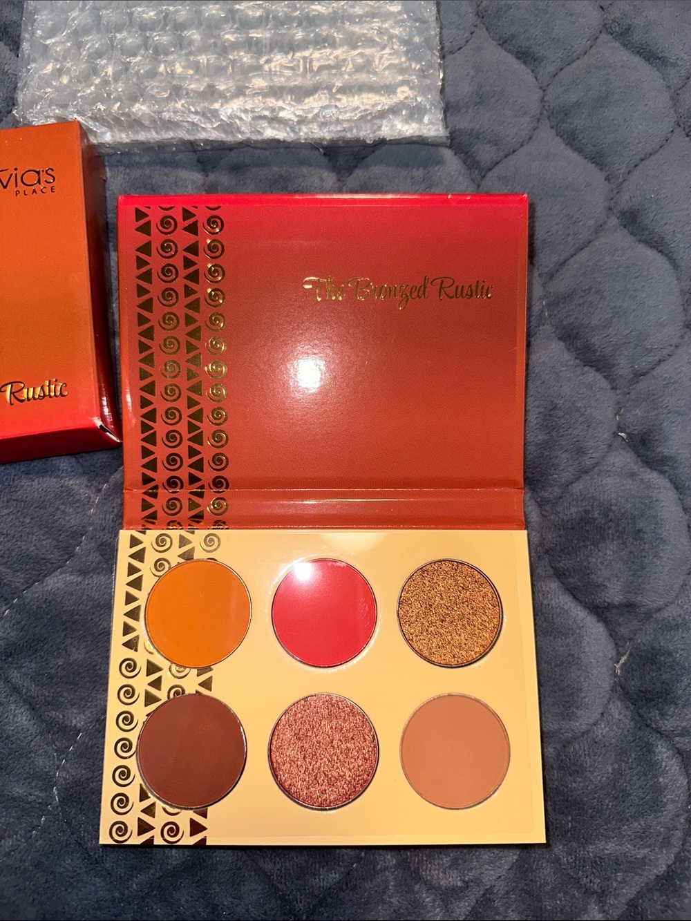 Juvia's Place The Bronzed Rustic Eyeshadow Palette — Warm Orange & Bronze Shades - Picture 4 of 4